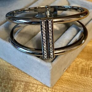 🌸Crystal Accent Hinged Bracelet